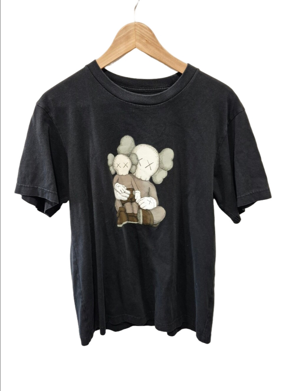 KAWS x UNIQLO UT Companion Graphic Tee Mens Small Black Short Sleeve XX 2023